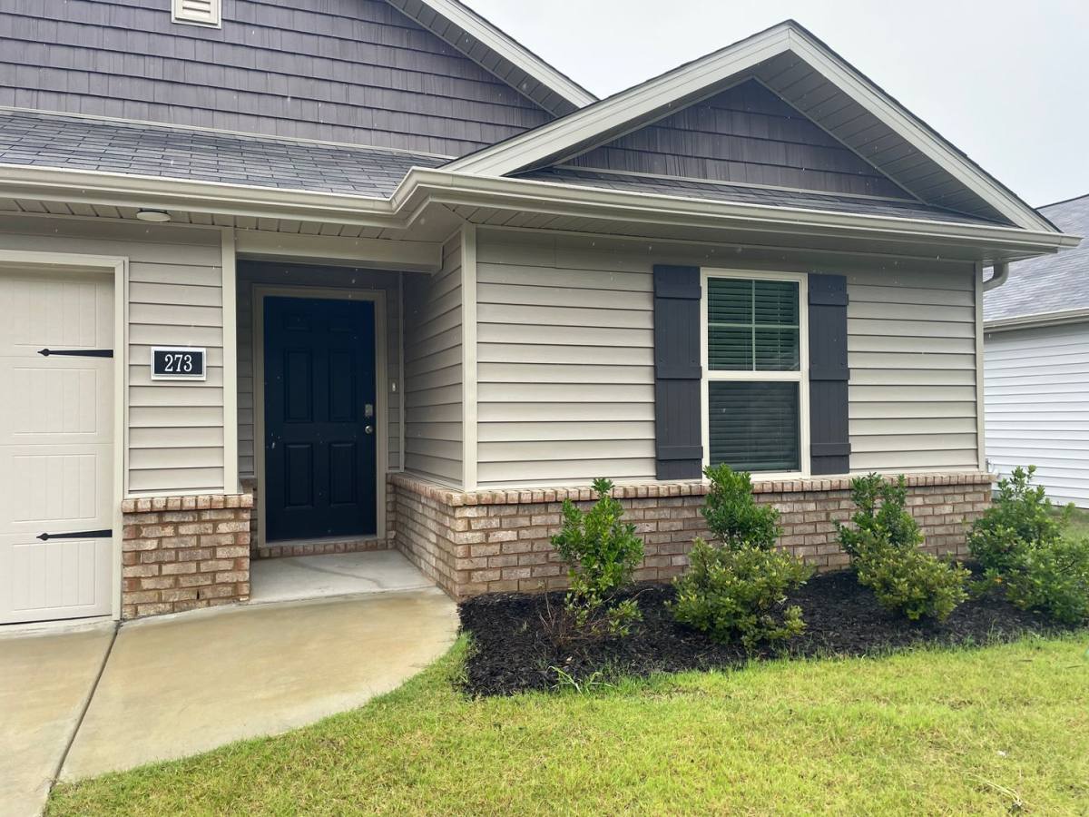 House for rent at 273 Ashland Dr SW, Hanceville, AL 35077
