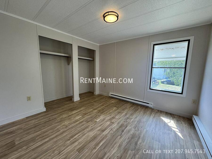 Apartment for rent at 102 G St, Pittsfield, ME 04967