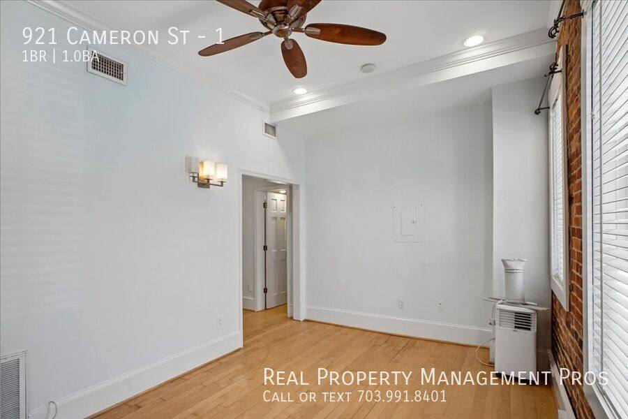 Townhouse for rent at 921 Cameron St #1, Alexandria, VA 22314