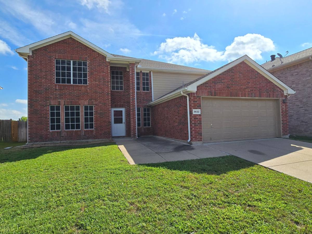 House for rent at 8632 Arcadia Park Dr, Keller, TX 76244