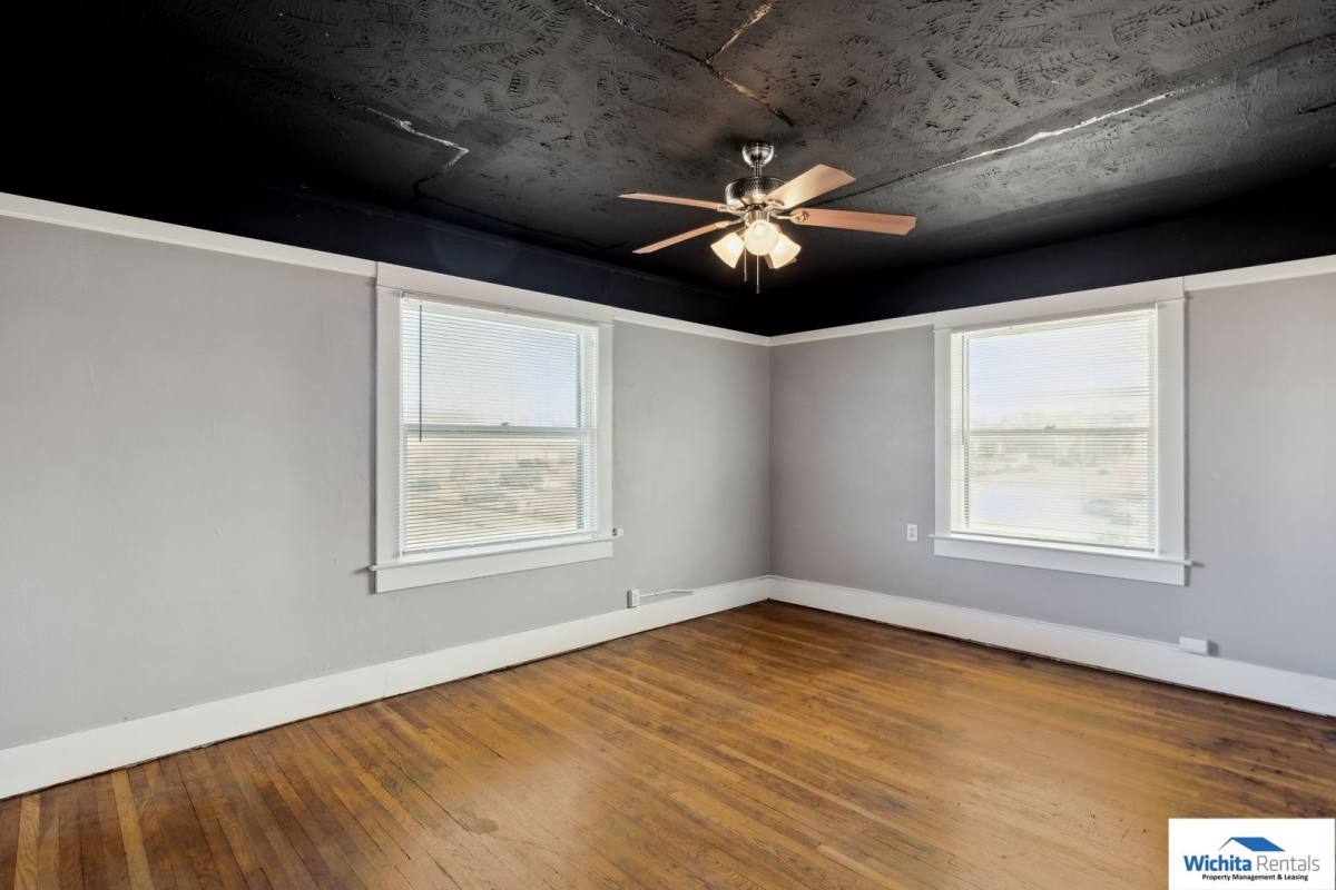 Apartment for rent at 2925 E Douglas, Wichita, KS 67211