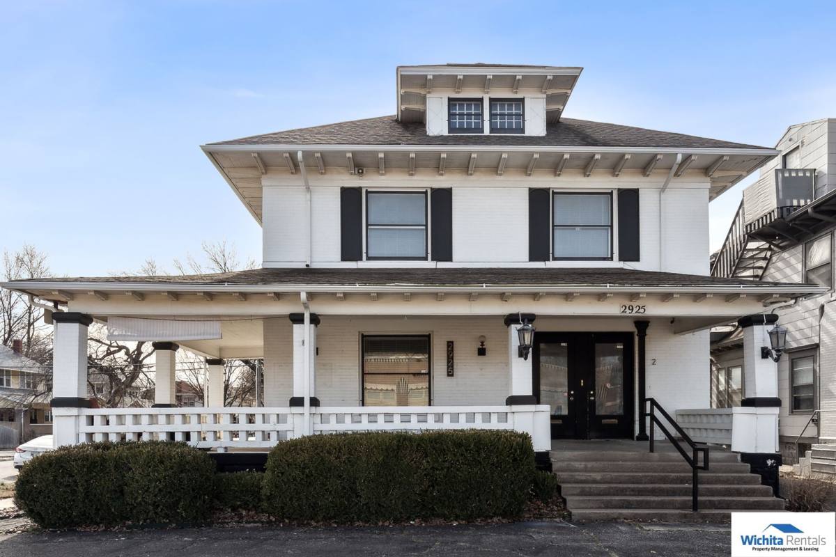 Apartment for rent at 2925 E Douglas, Wichita, KS 67211
