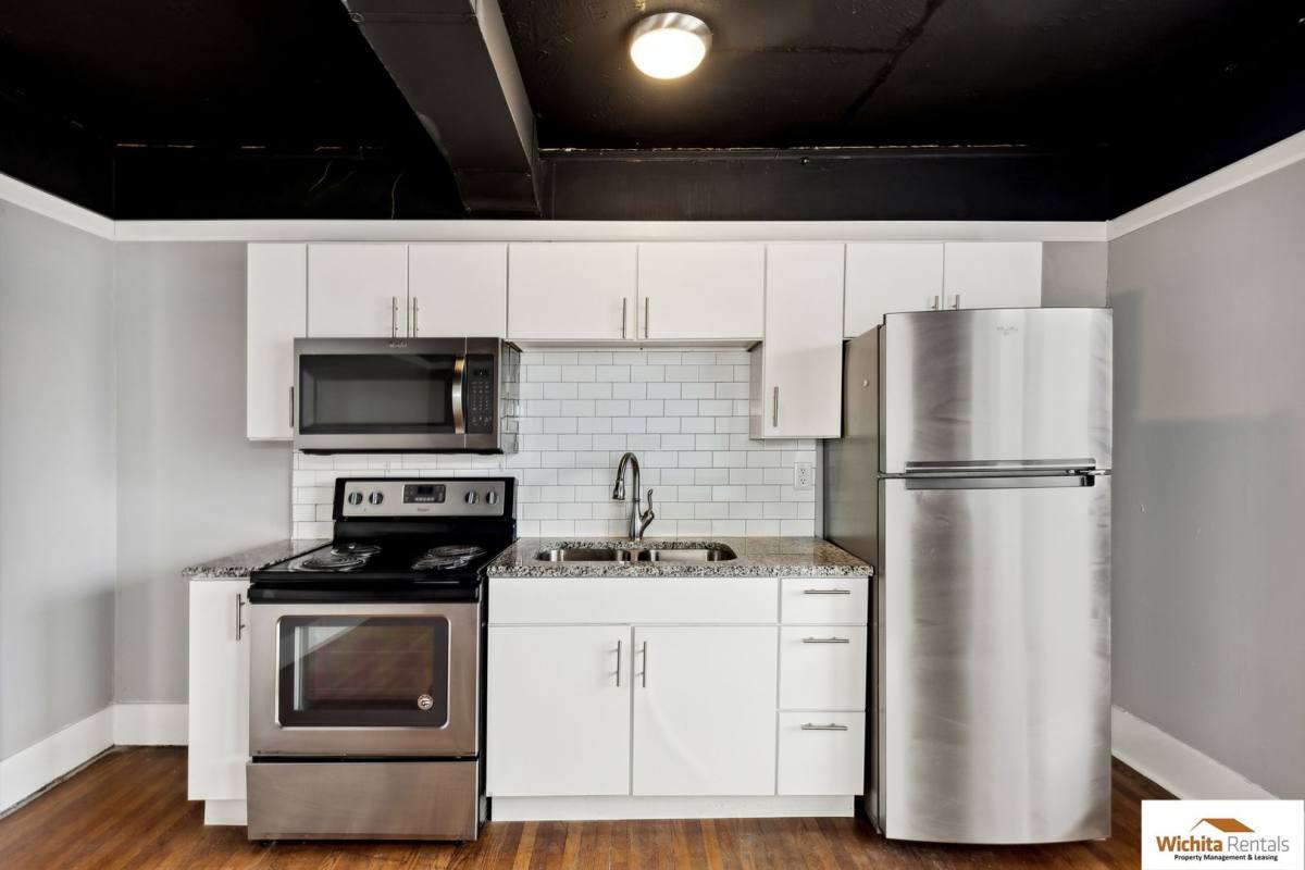 Apartment for rent at 2925 E Douglas, Wichita, KS 67211