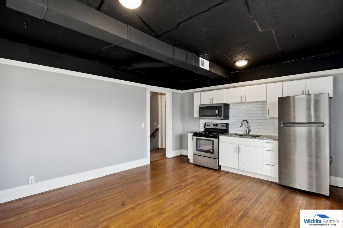 Apartment for rent at 2925 E Douglas, Wichita, KS 67211