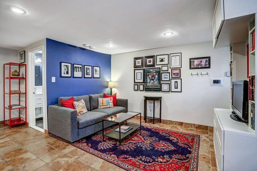 Apartment for rent at 1712 First St NW #B, Washington, DC 20001