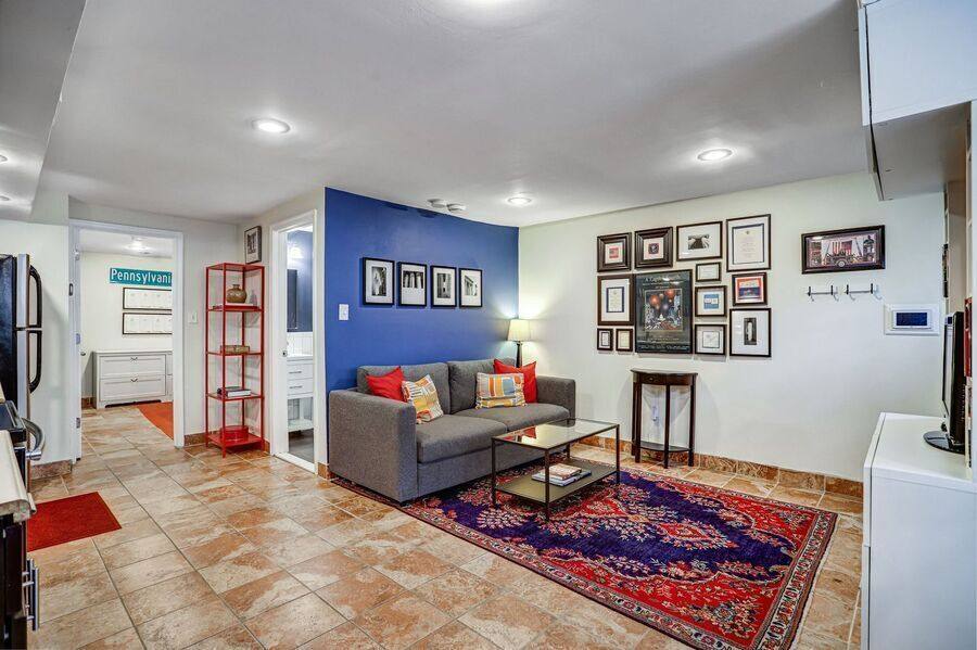 Apartment for rent at 1712 First St NW #B, Washington, DC 20001