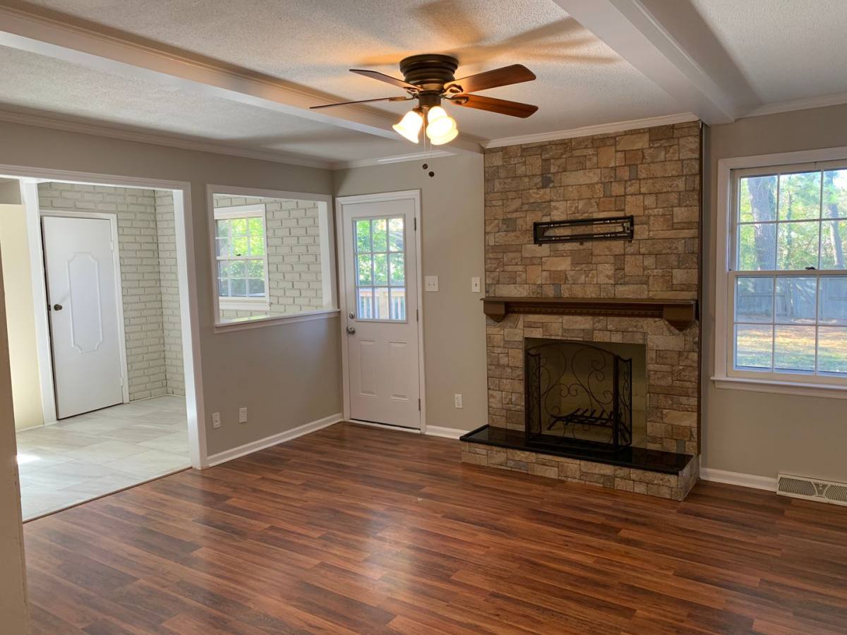 House for rent at 5303 Ainsworth Dr, Greensboro, NC 27410
