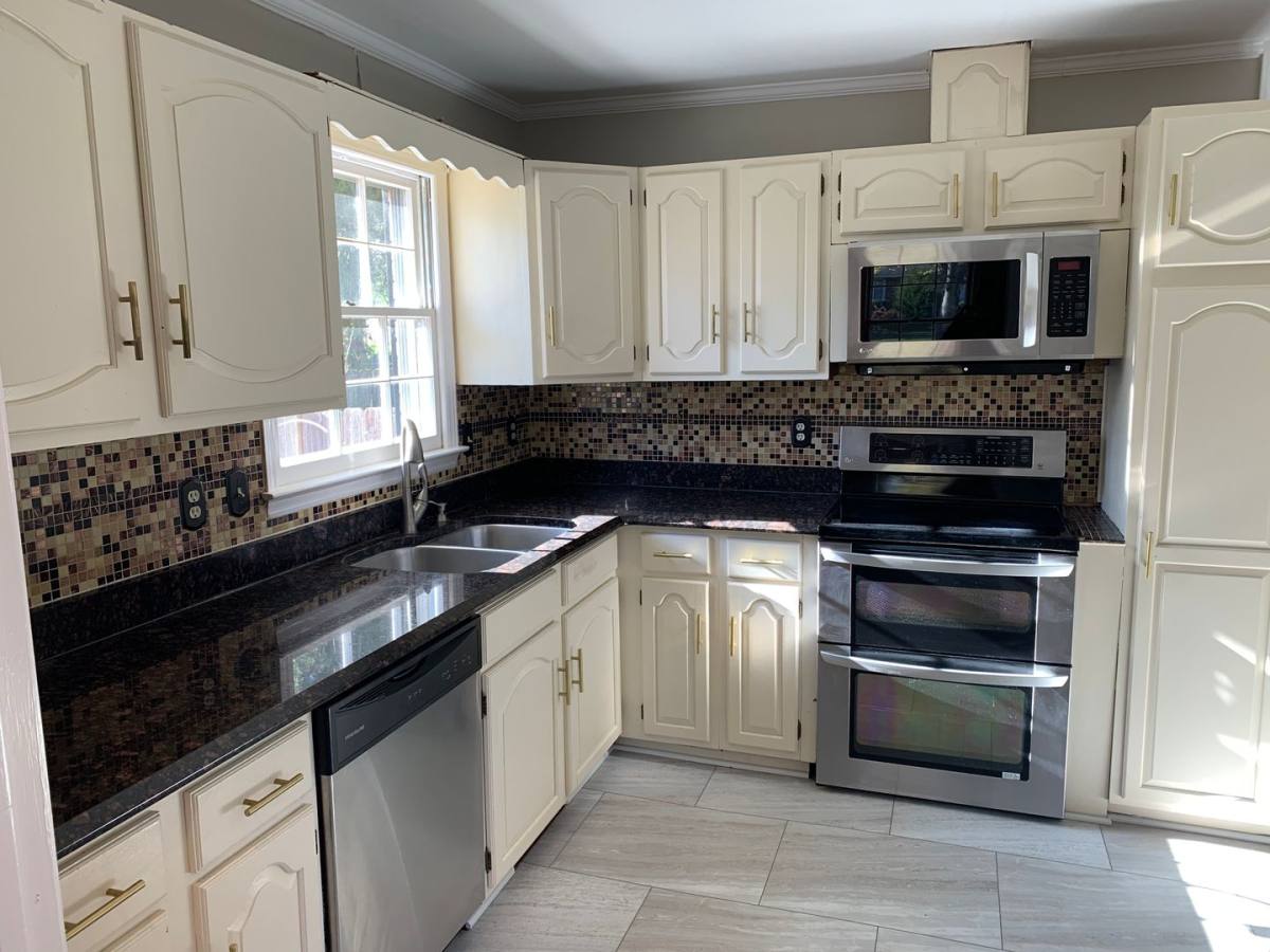 House for rent at 5303 Ainsworth Dr, Greensboro, NC 27410