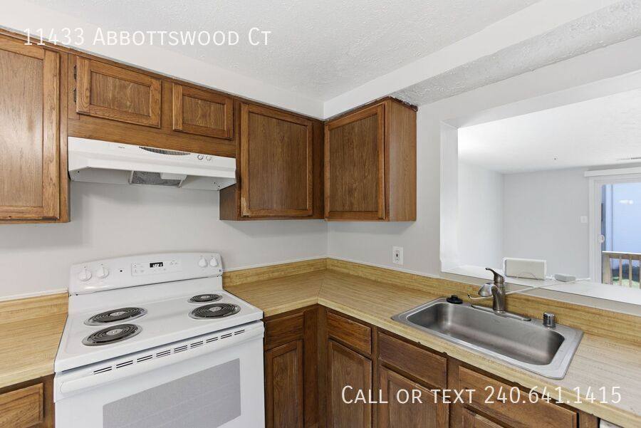 Townhouse for rent at 11433 Abbottswood Court, Upper Marlboro, MD 20774