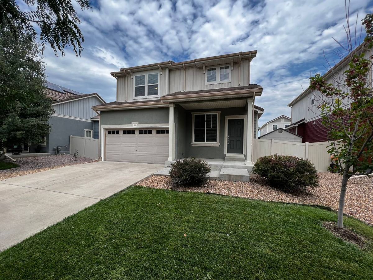 House for rent at 3913 Hunterwood Lane, Johnstown, CO 80534
