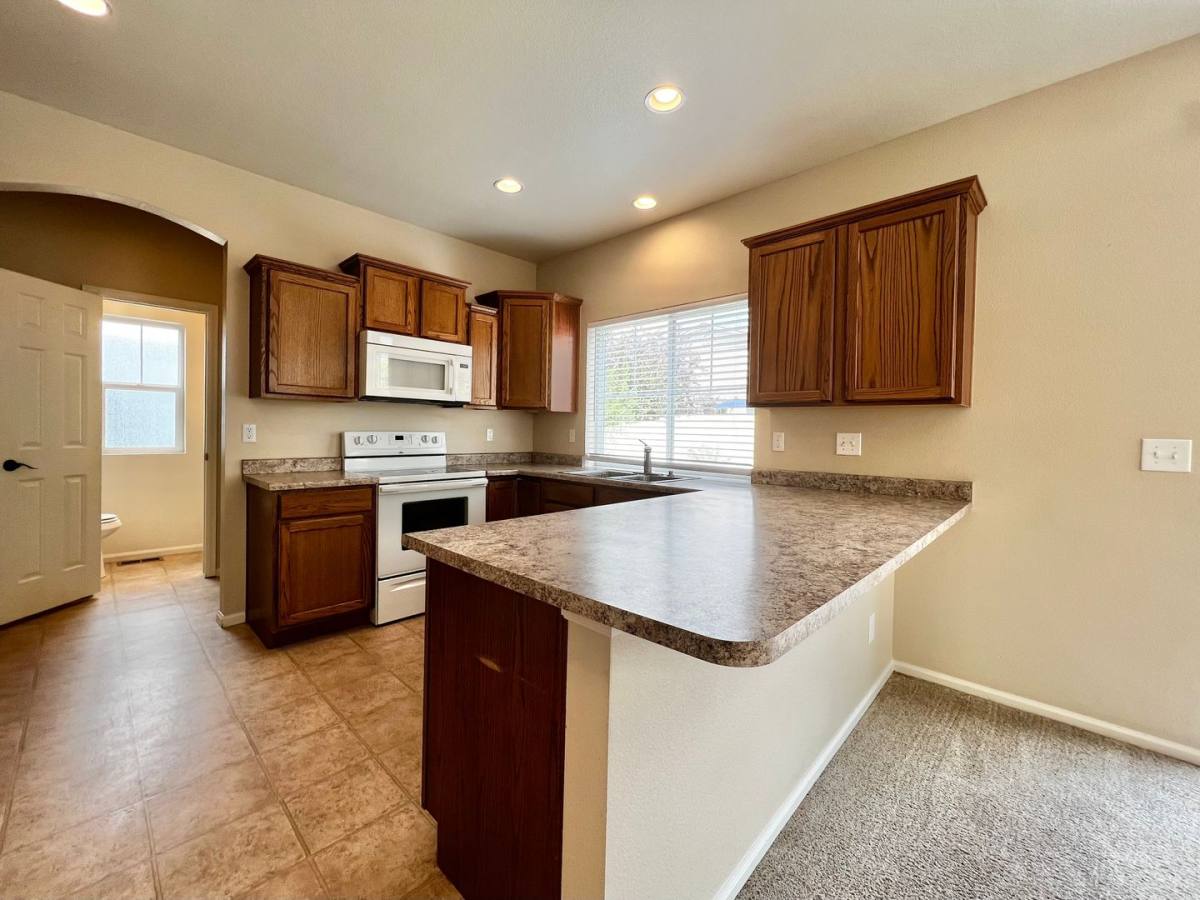 House for rent at 3913 Hunterwood Lane, Johnstown, CO 80534