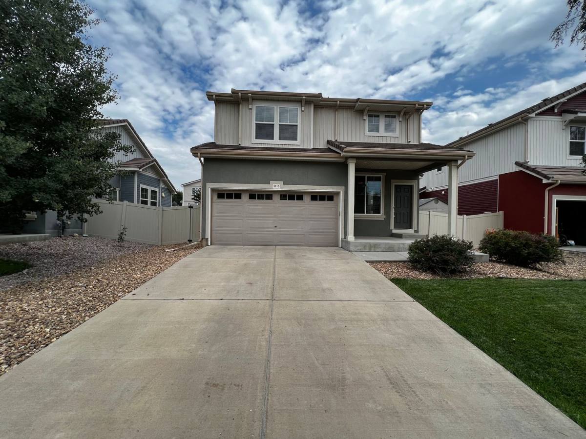 House for rent at 3913 Hunterwood Lane, Johnstown, CO 80534