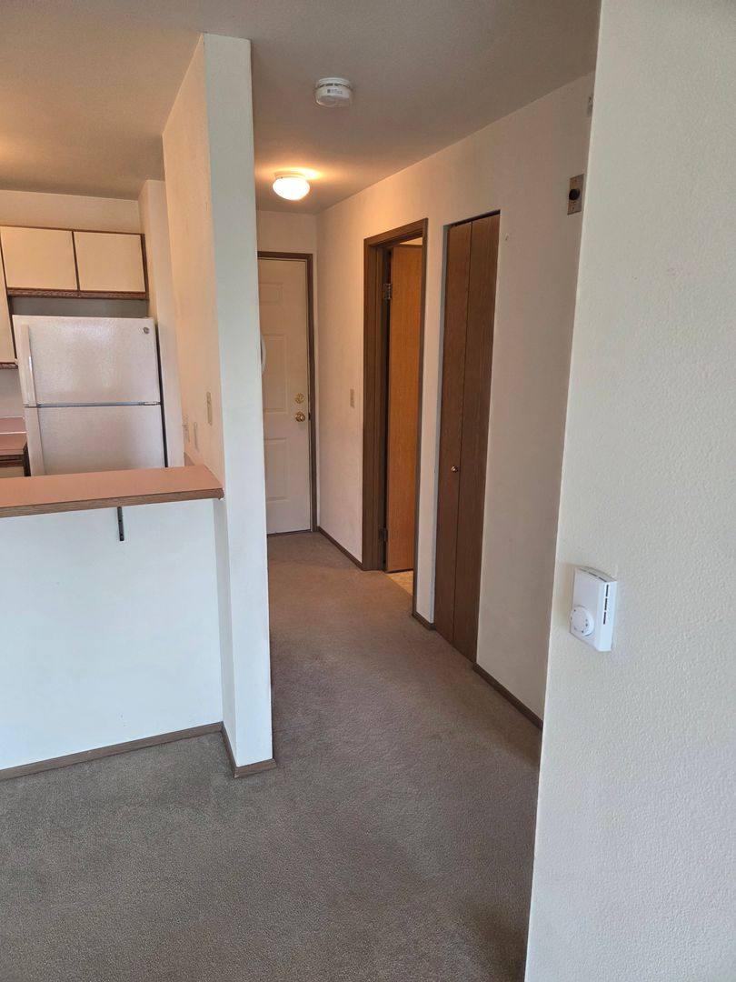 Apartment for rent at 6215 Phinney Ave N, Seattle, WA 98103