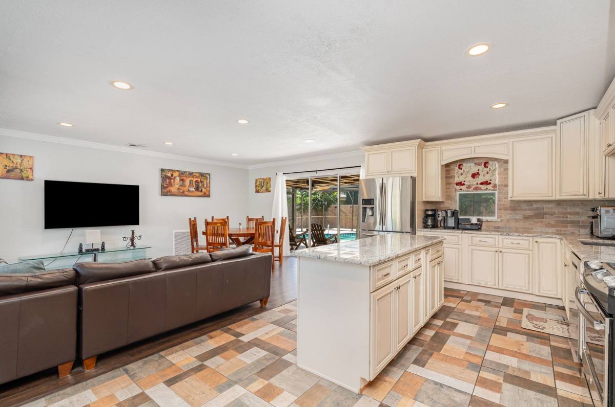 House for rent at 305 Sharon Dr, Melbourne, FL 32935