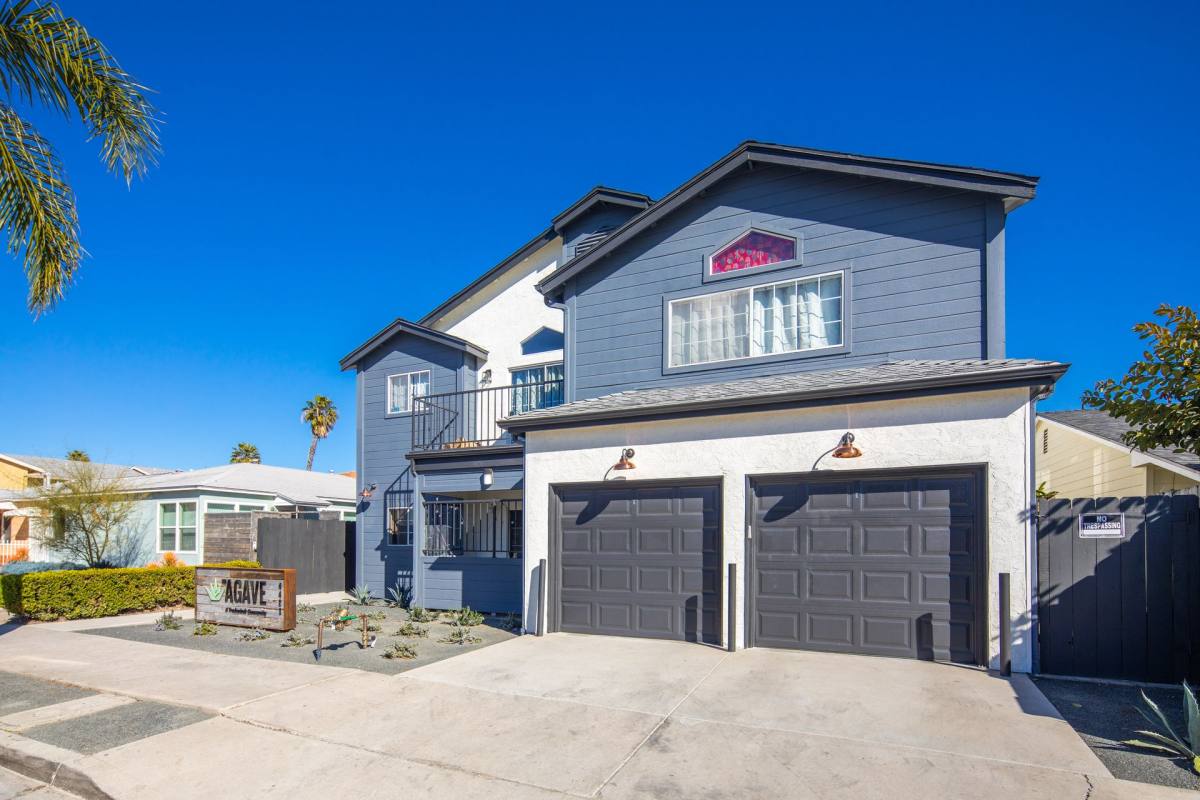 Apartment for rent at 4421 48th St, San Diego, CA 92115