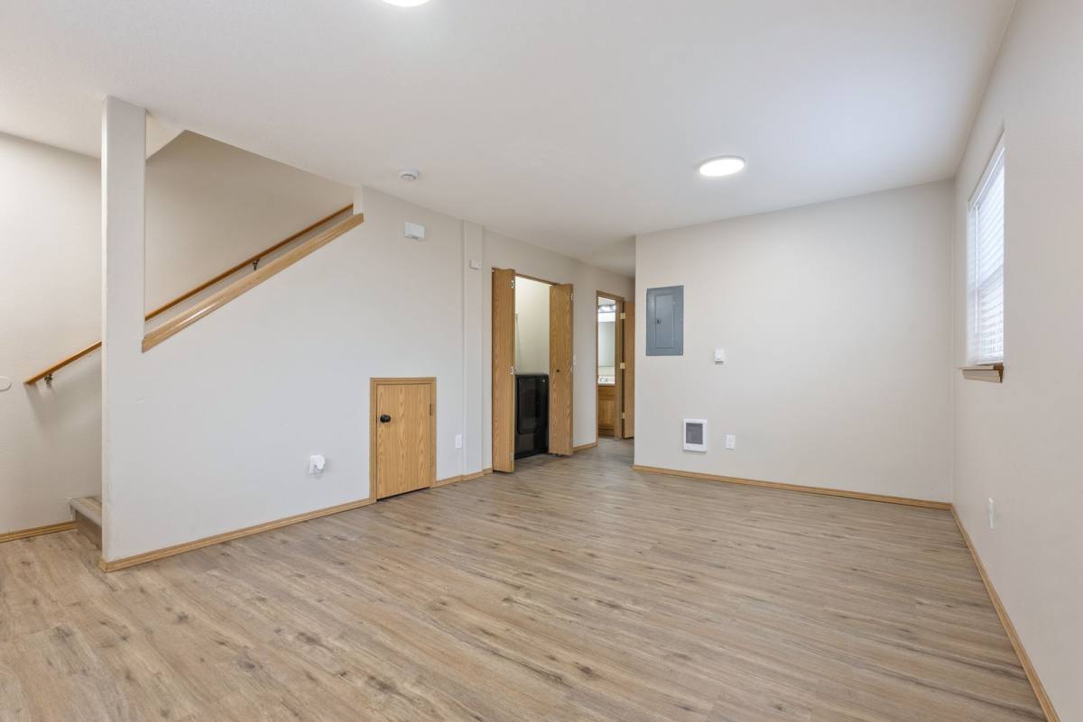Townhouse for rent at 2338 SE 89th Ave, Portland, OR 97216