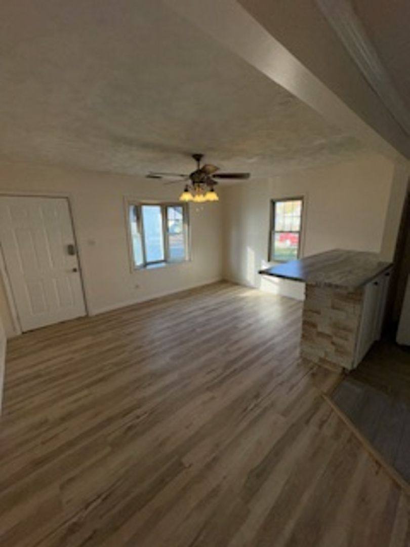 House for rent at 913 N Spring St, Evansville, IN 47711
