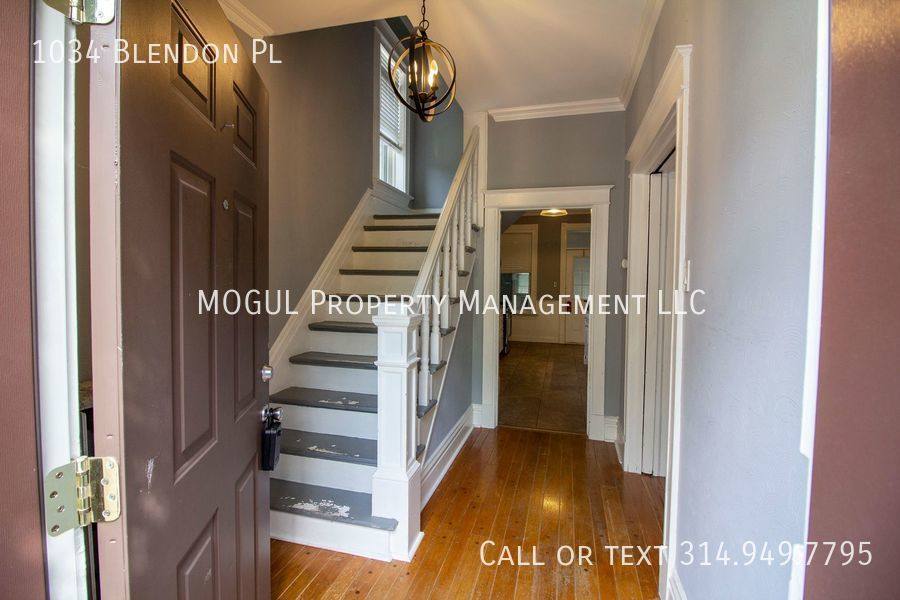 House for rent at 1034 Blendon Place, Saint Louis, MO 63117