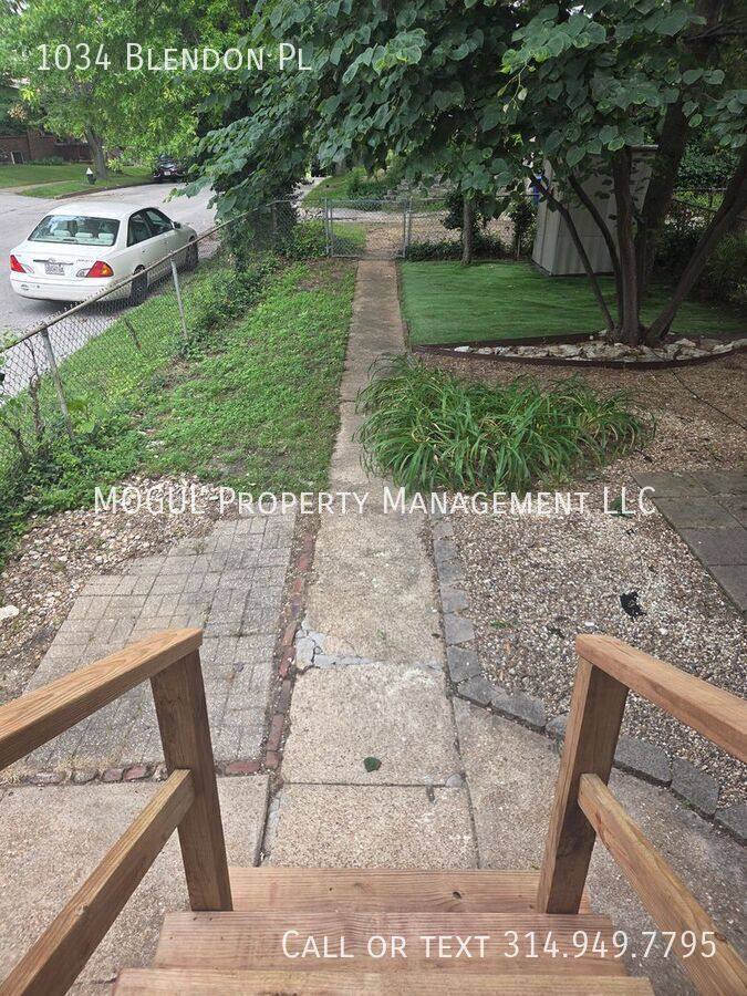 House for rent at 1034 Blendon Place, Saint Louis, MO 63117