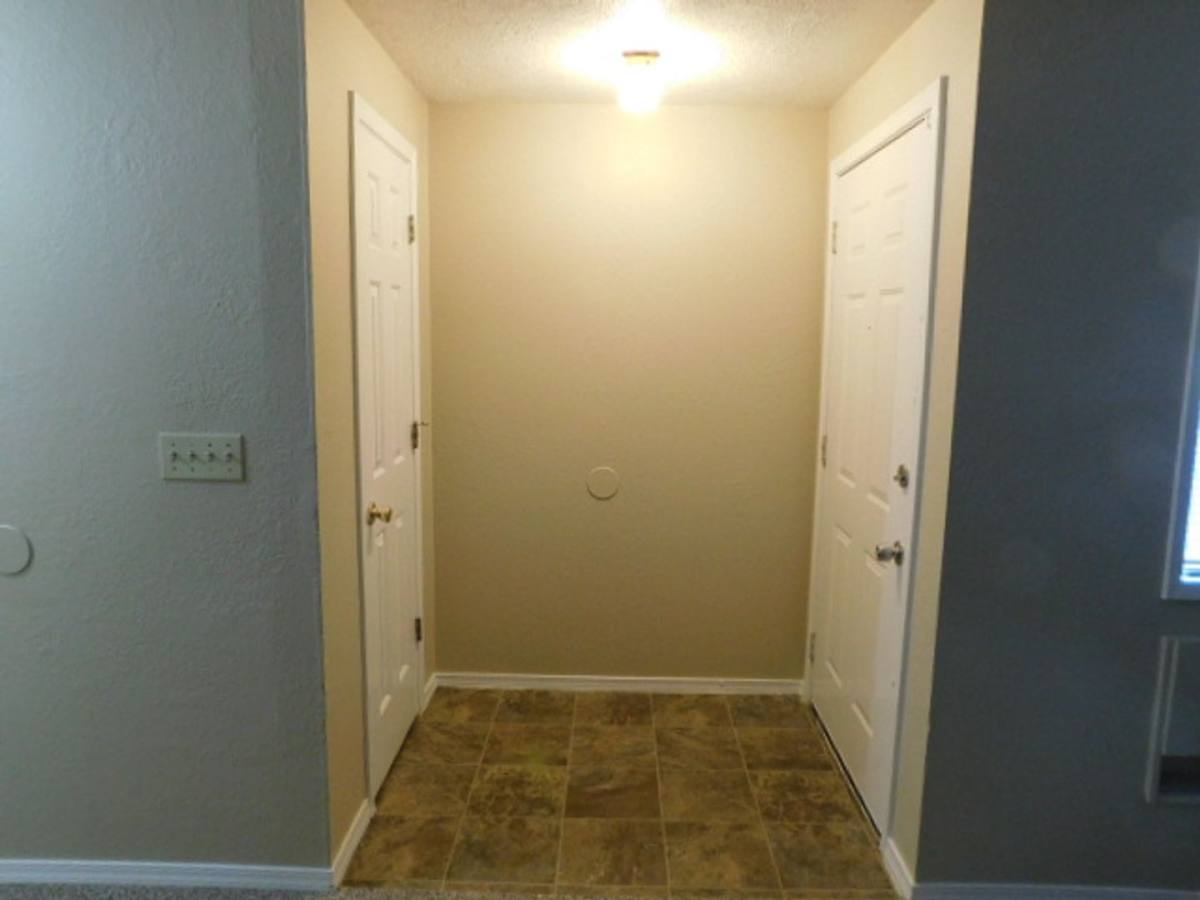 Apartment for rent at 143 Connecticut Ave SE, Salem, OR 97317