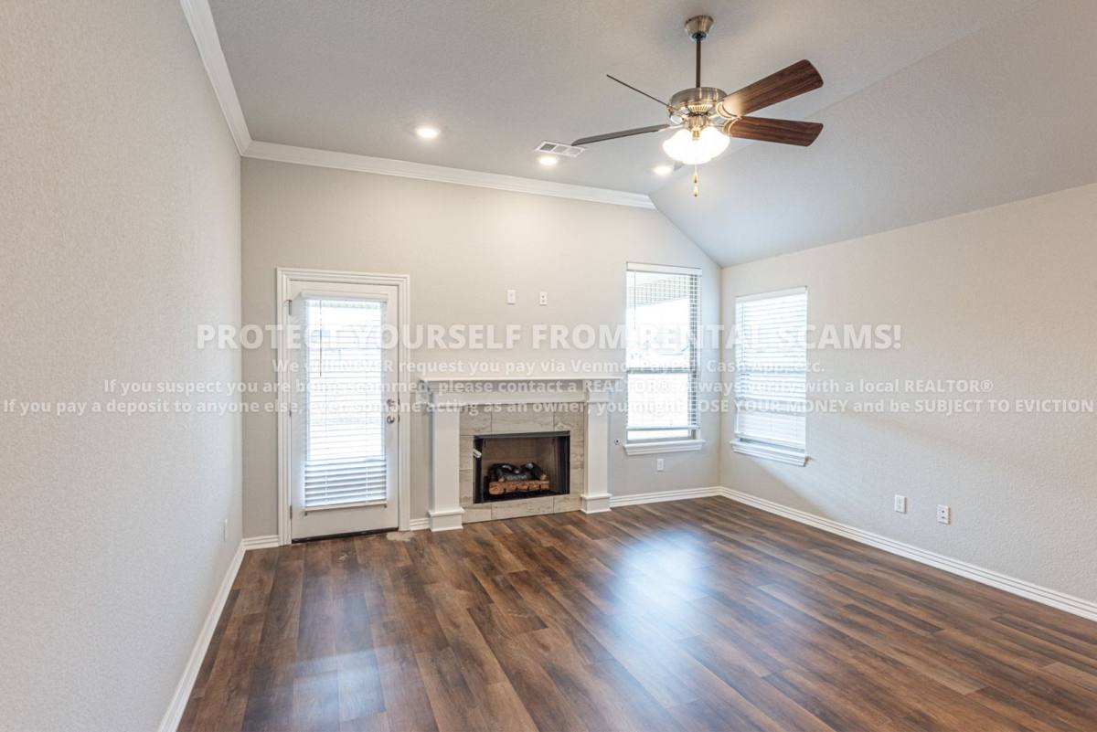 House for rent at 703 Quartzite Ave, Lowell, AR 72745