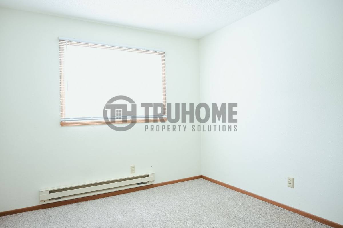 Apartment for rent at 2134 8th Ave NW, East Grand Forks, MN 56721