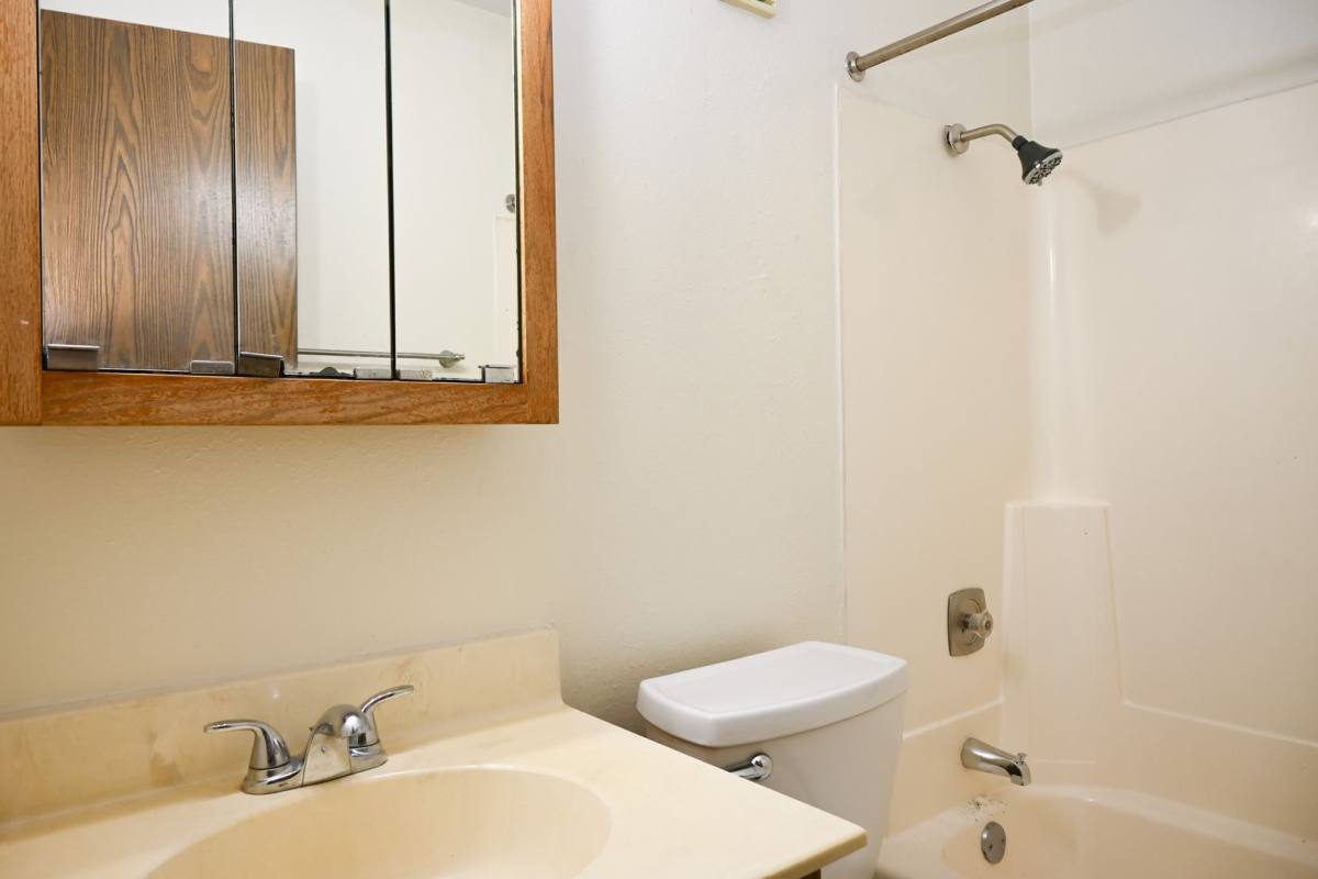 Apartment for rent at 2144 8th Ave NW, East Grand Forks, MN 56721