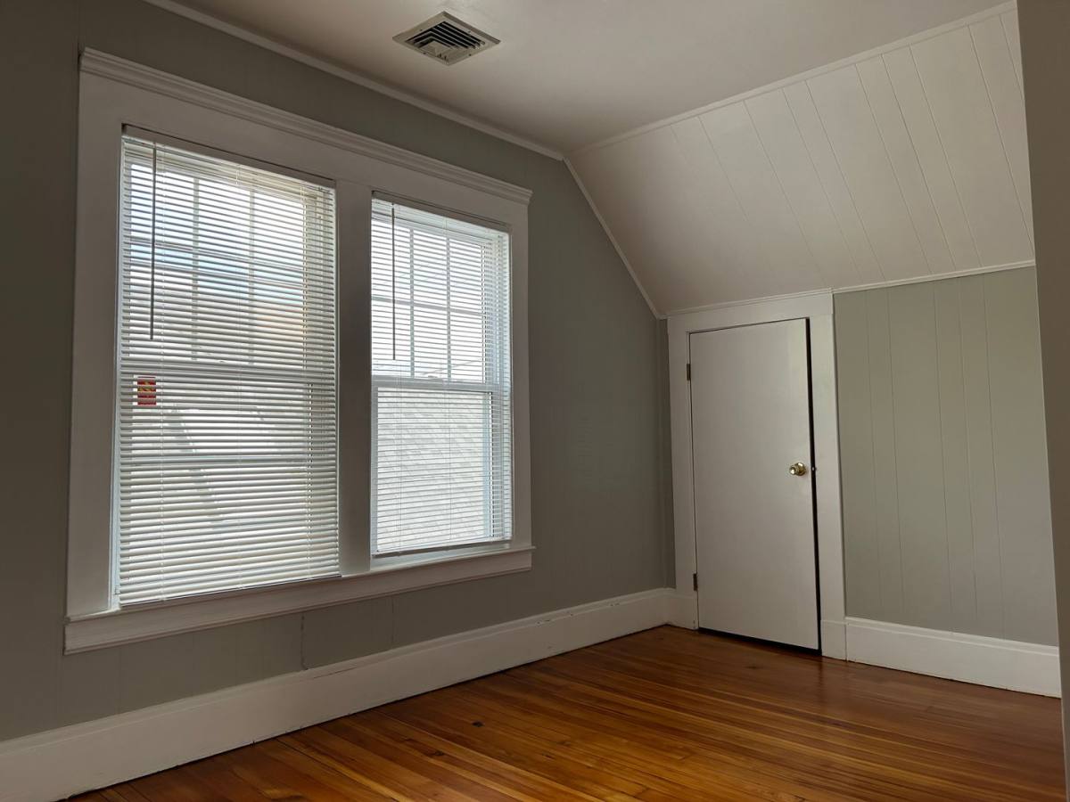 Apartment for rent at 1810 Dixwell Ave, Hamden, CT 06514