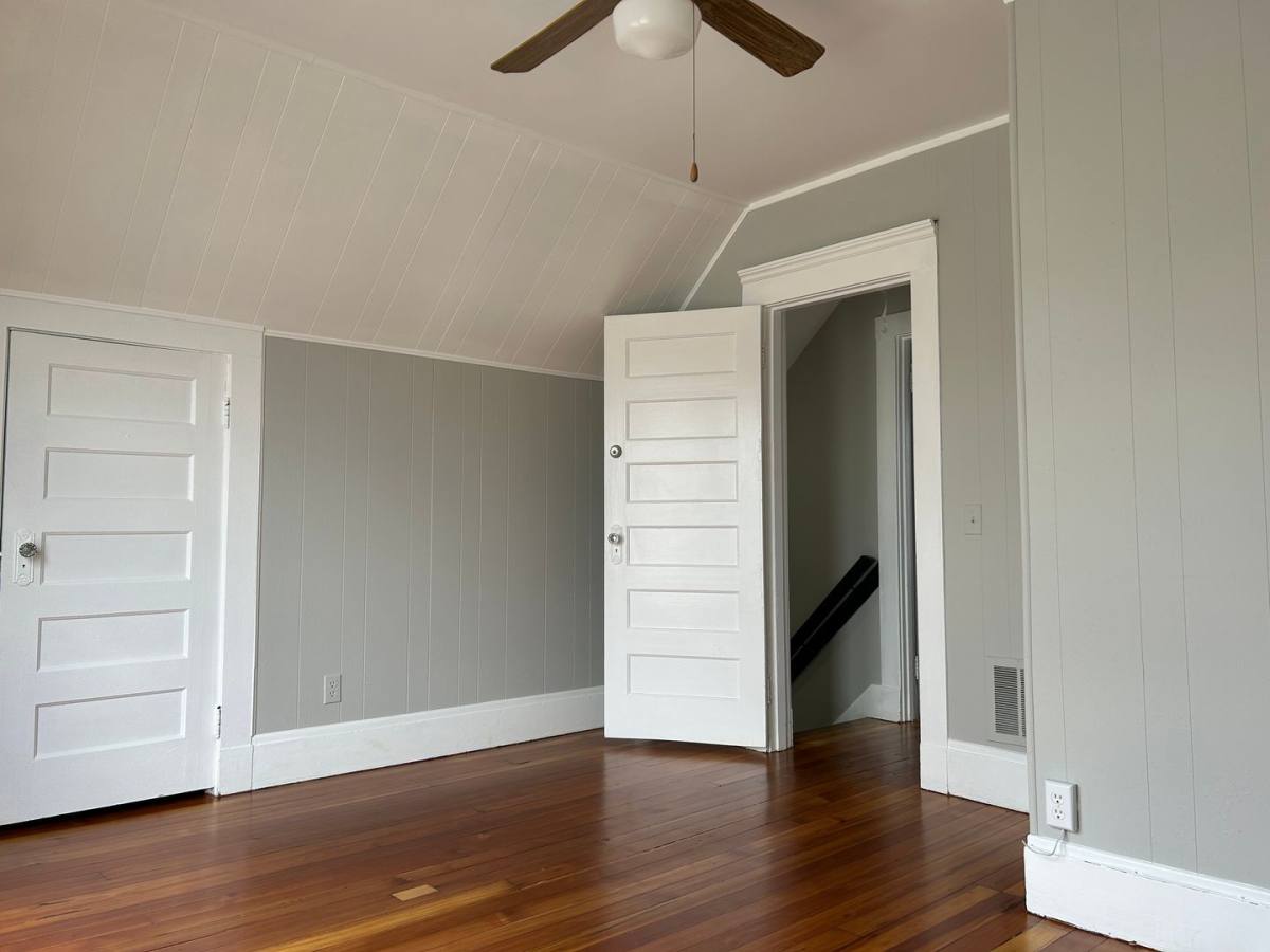 Apartment for rent at 1810 Dixwell Ave, Hamden, CT 06514