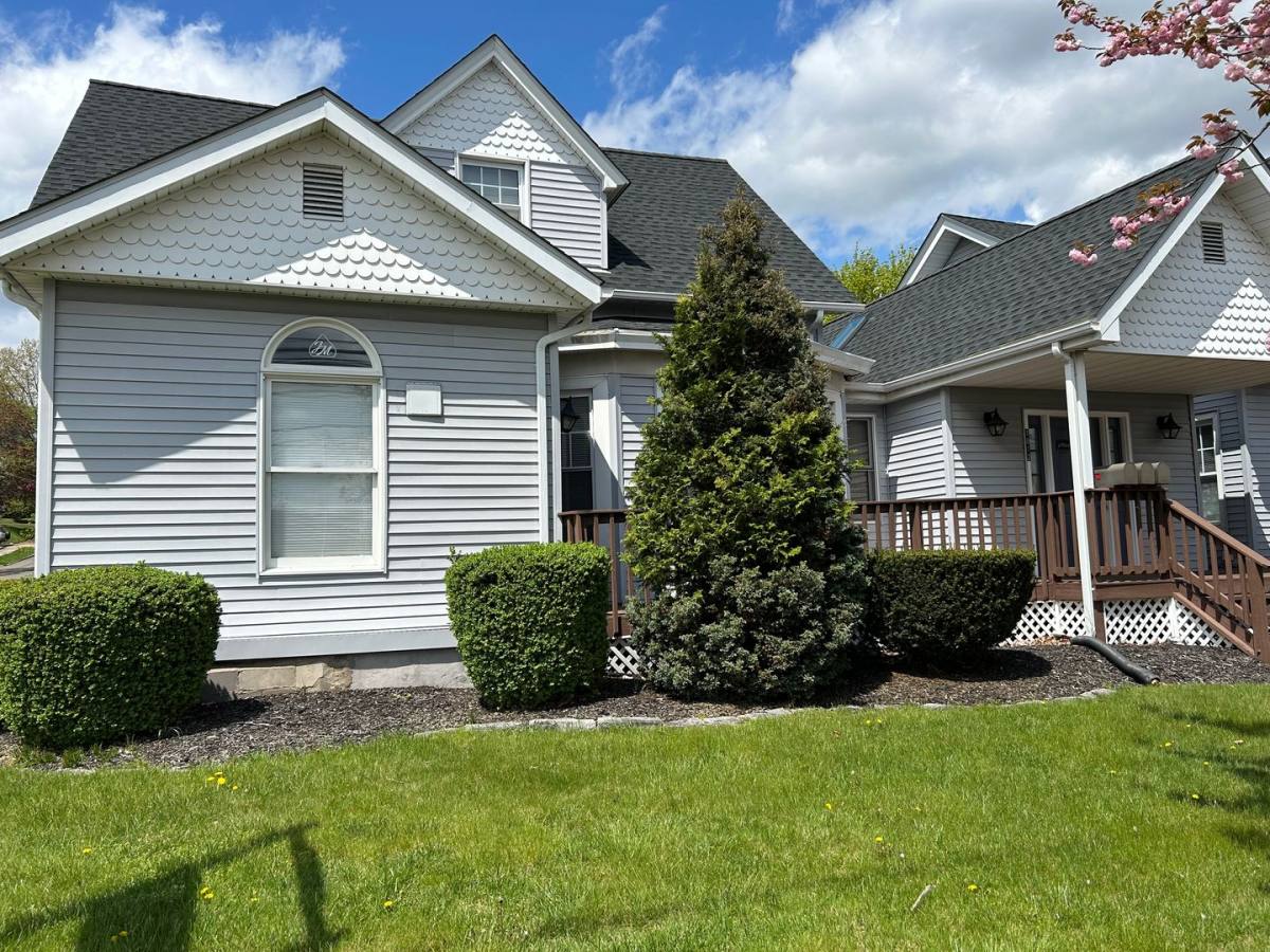 Apartment for rent at 1810 Dixwell Ave, Hamden, CT 06514