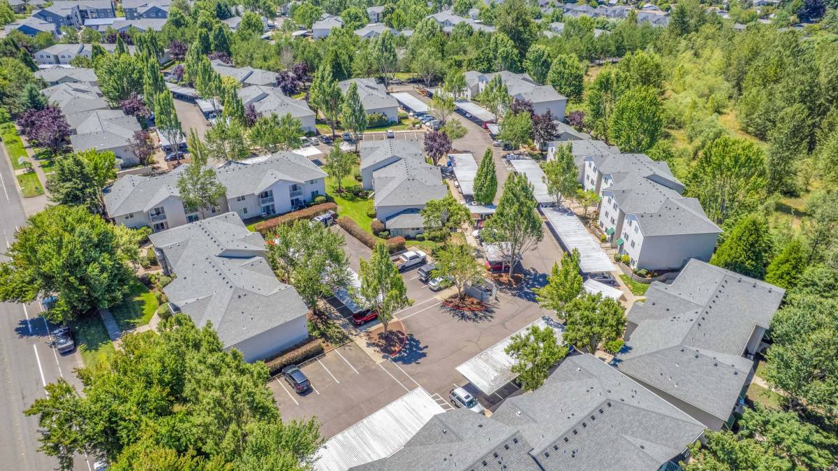 Apartment for rent at 900 SE Centerpointe Dr, Corvallis, OR 97333