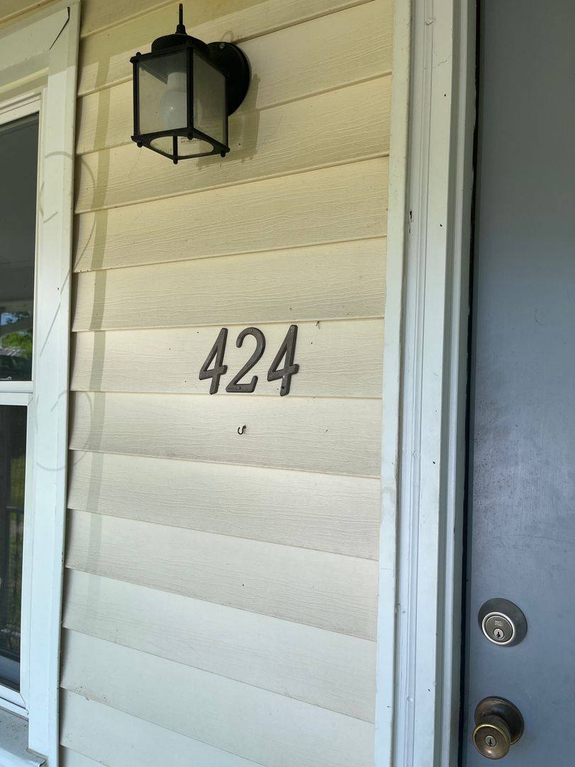 House for rent at 424 2nd St, Buchanan, VA 24066