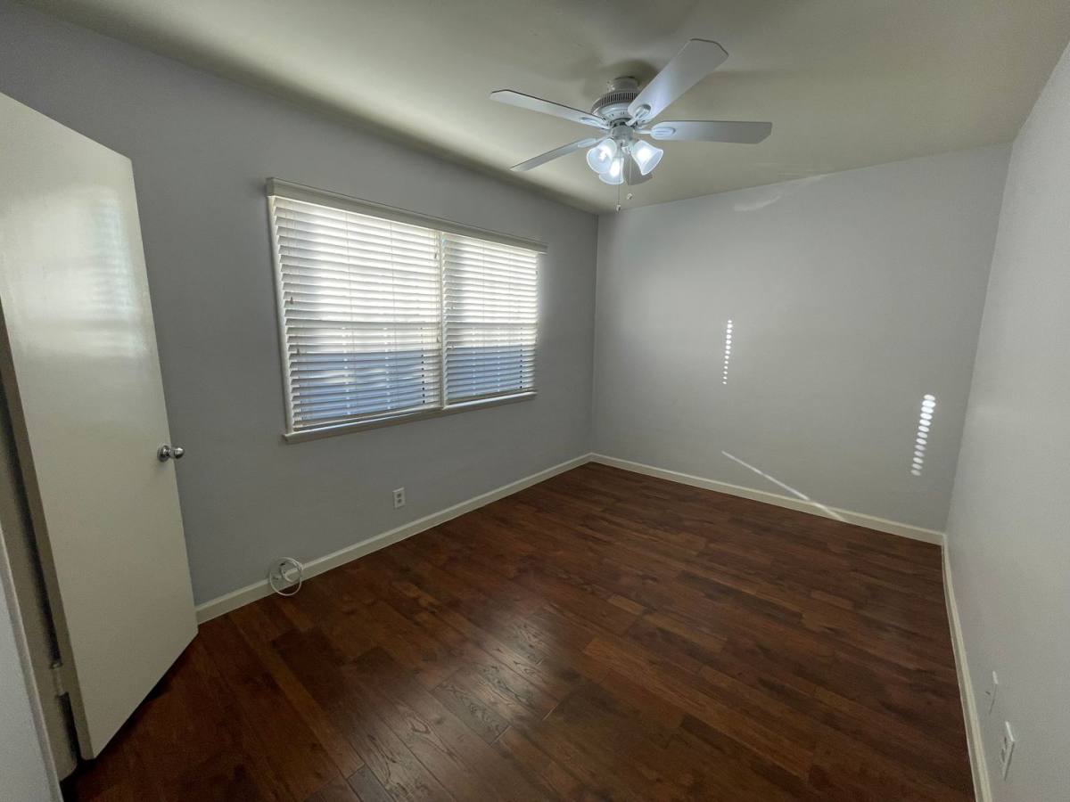 Apartment for rent at 10814-10818 Blix St, North Hollywood, CA 91602