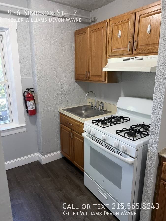Apartment for rent at 936 Simpson St #2, Crum Lynne, PA 19022