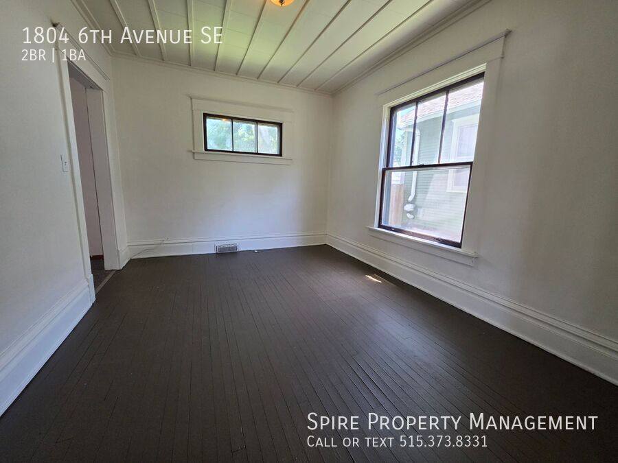 House for rent at 1804 6th Ave SE, Cedar Rapids, IA 52403