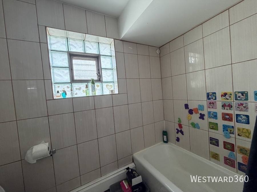 Apartment for rent at 8714 W Fullerton Ave #2S, River Grove, IL 60171