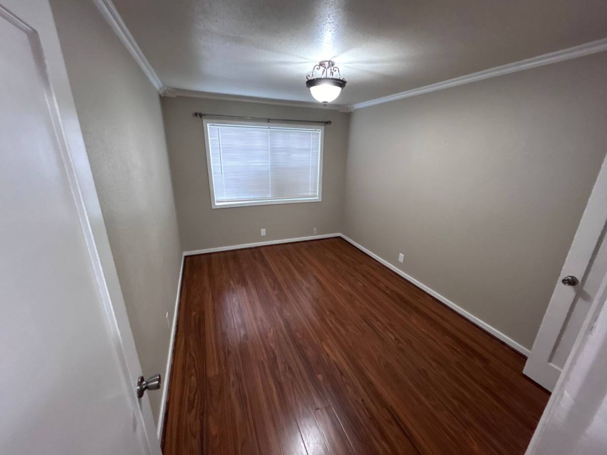 Apartment for rent at 156 N Schoneman, Coos Bay, OR 97420