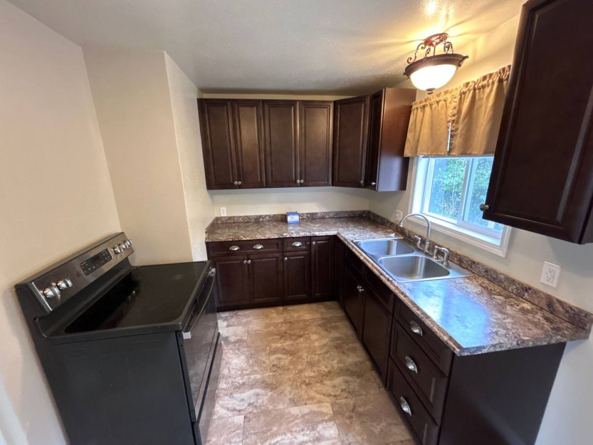 Apartment for rent at 156 N Schoneman, Coos Bay, OR 97420