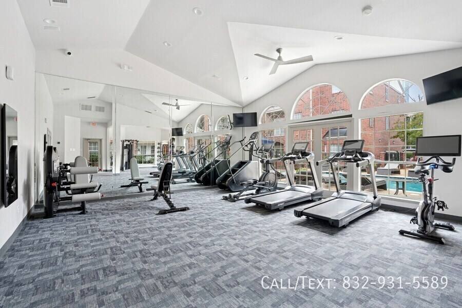 Apartment for rent at 2643 W Alabama St #INV2, Houston, TX 77098