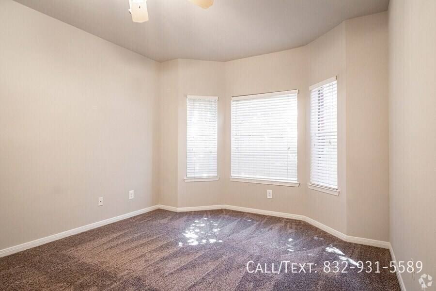 Apartment for rent at 2643 W Alabama St #INV2, Houston, TX 77098
