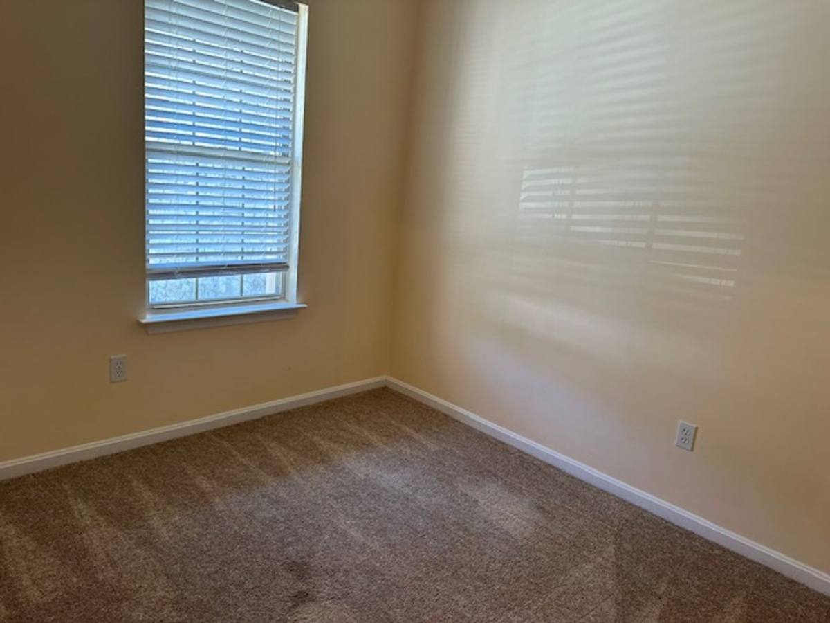 House for rent at 645 Springhouse Lane, Hummelstown, PA 17036