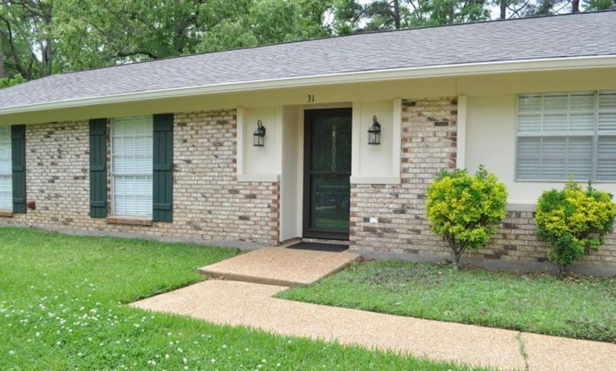 House for rent at 31 Pebble Hill Dr, Brandon, MS 39042