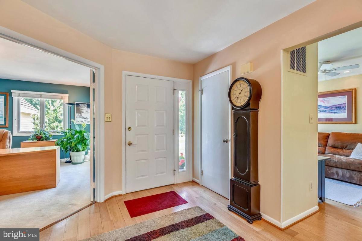 Townhouse for rent at 11627 Chapel Cross Way, Reston, VA 20194