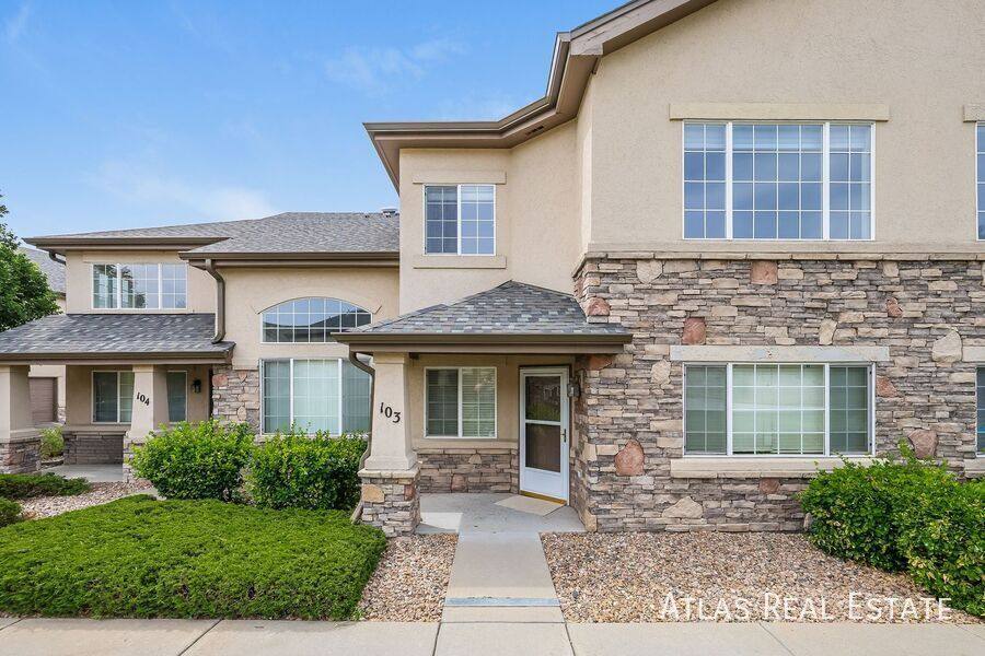 Townhouse for rent at 1405 S Chambers Rd #103, Aurora, CO 80017