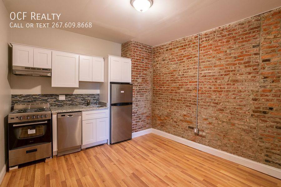 Apartment for rent at 1126 E Passyunk Ave #4, Philadelphia, PA 19147