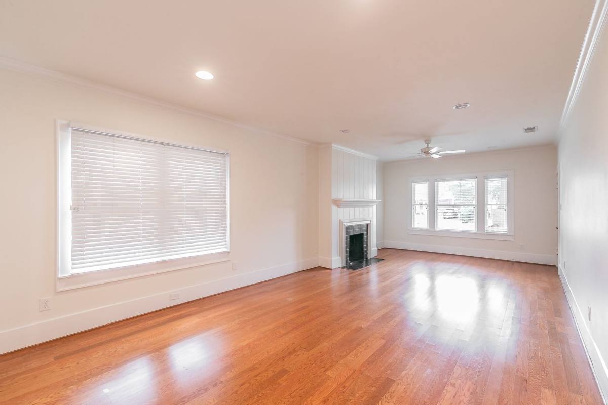 House for rent at 5313 Collinwood Ave, Fort Worth, TX 76107