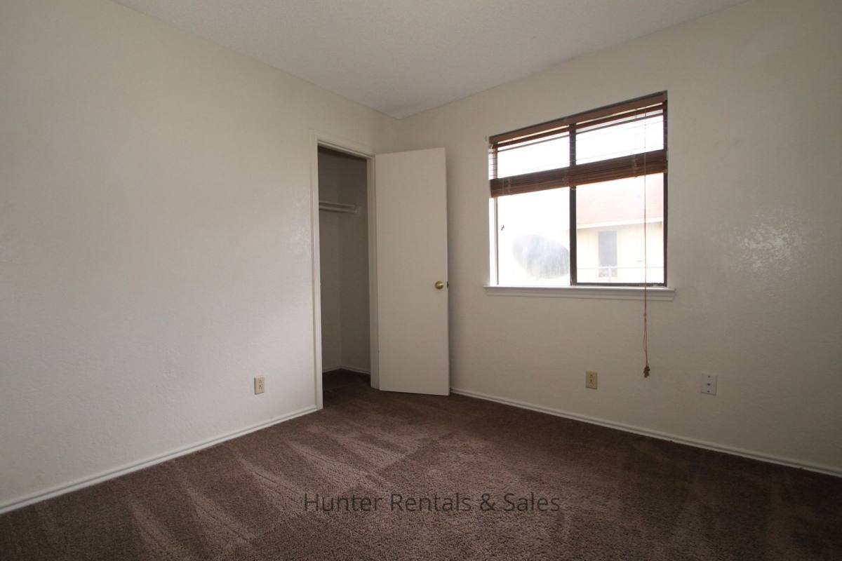 House for rent at 1100 Goodhue Dr, Killeen, TX 76549