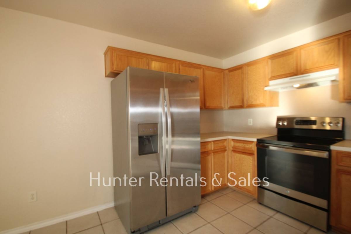 Townhouse for rent at 4403-B July Dr, Killeen, TX 76549