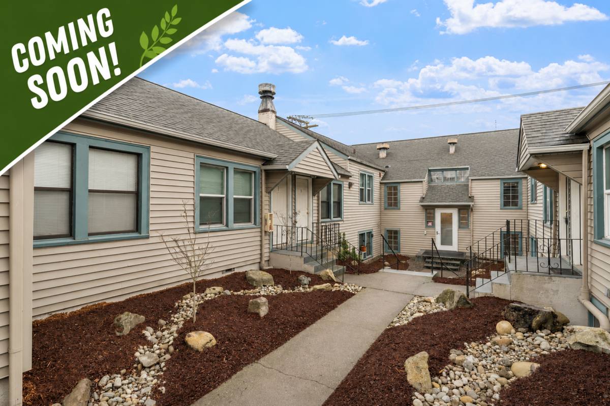 Apartment for rent at 241 5th St, Bremerton, WA 98337