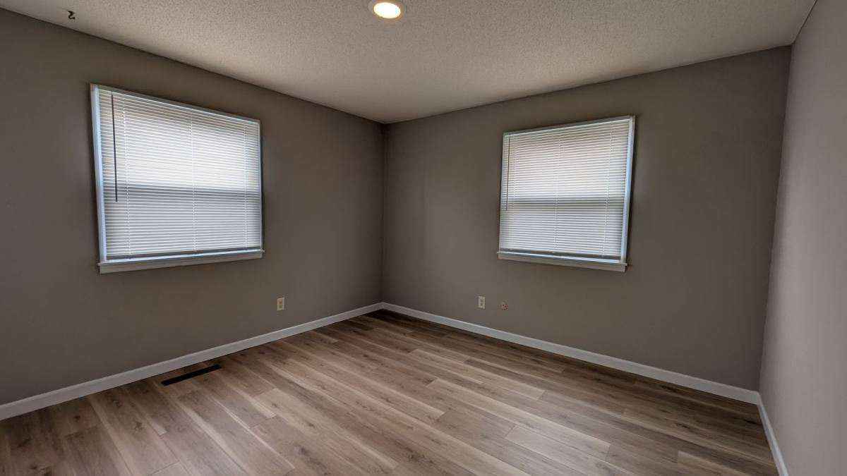 Apartment for rent at 906 E Harding, Urbana, IL 61801